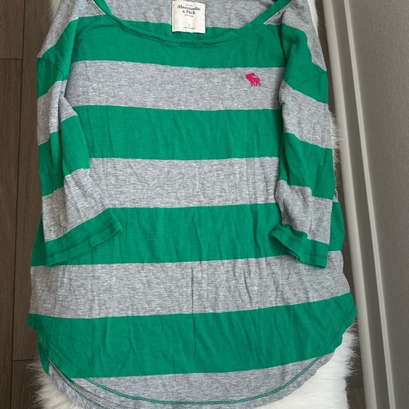 Abercrombie & Fitch Green and Gray Striped Tee - Picture 1 of 3